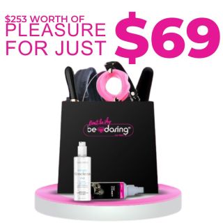 Sekkasual Couples Showbag